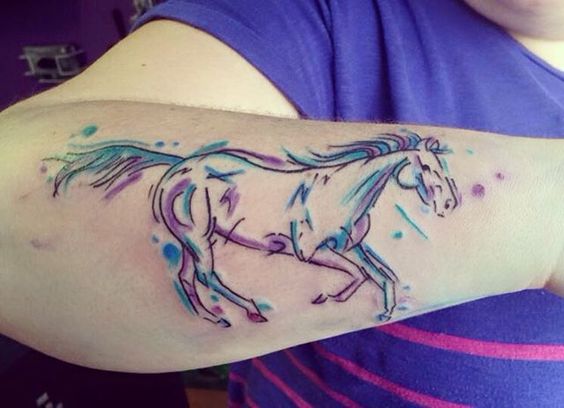 Horse Tattoos 147 Designs triés sur le volet pour votre âme rebelle!