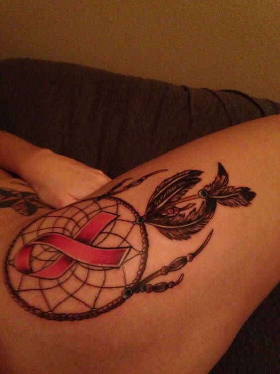 21 tatouages ​​inspirants et magnifiques sur le cancer du sein