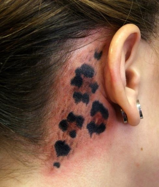 tatouage oreille dos (14)