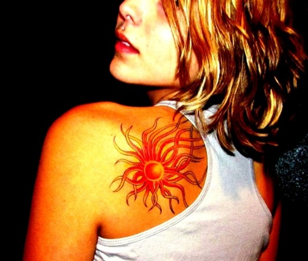 conceptions sexy de tatouage du soleil 46