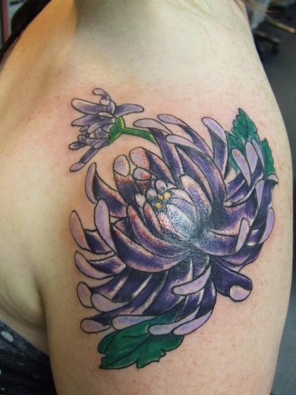 De beaux tatouages ​​floraux Des designs qui vont vous impressionner Mind0371