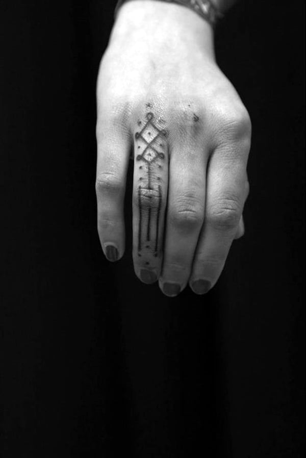 Dessins de tatouages ​​au doigt mignons (60)