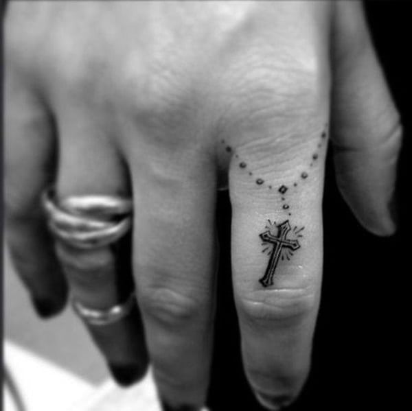 Dessins de tatouages ​​au doigt mignons (69)