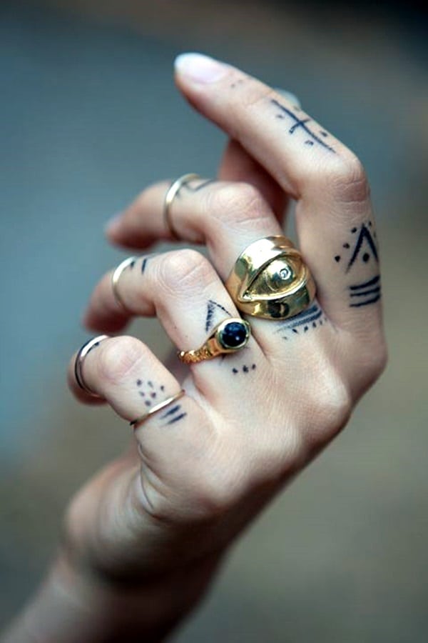 Dessins de tatouages ​​de doigt mignons (65)