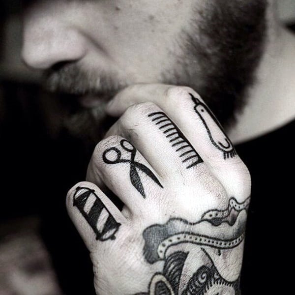 Dessins de tatouages ​​de doigt mignons (68)