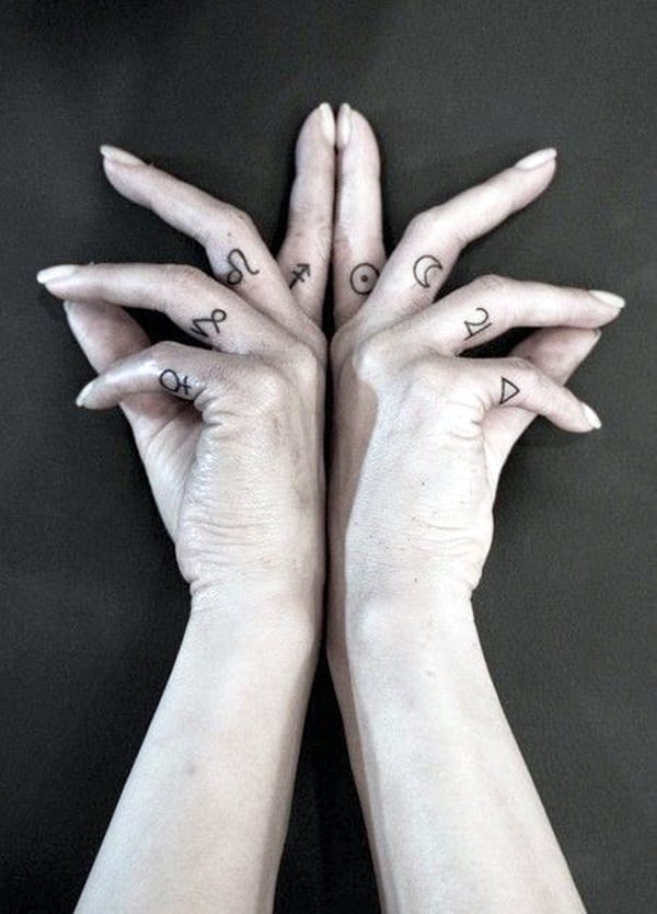 Dessins mignons de tatouages ​​au doigt (107)