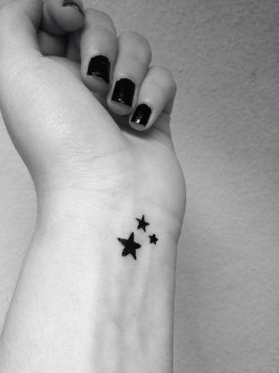 Beau tattoo étoile