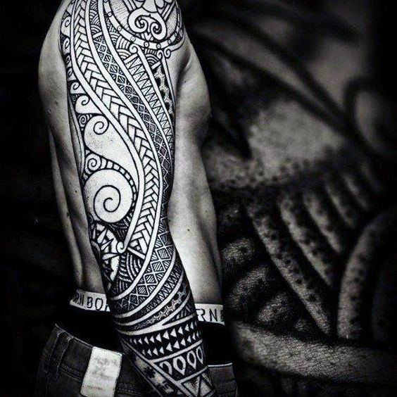 Merveilleux tatouage marquisien