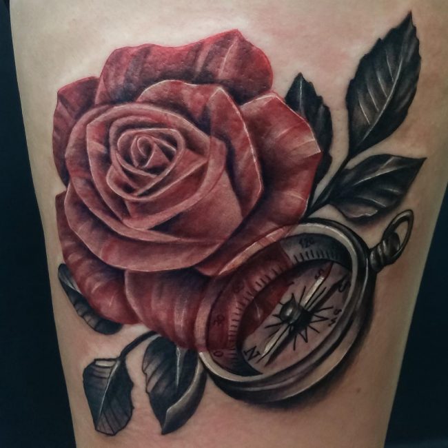 rose-et-boussole-tatouage_-2