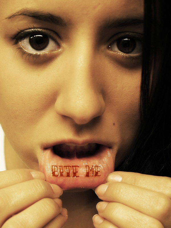 tatouage des lèvres