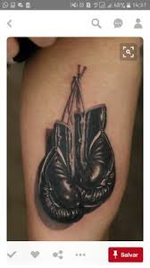 Gant de boxe tatouage signification 8