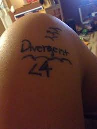 Signification de tatouage divergente 34