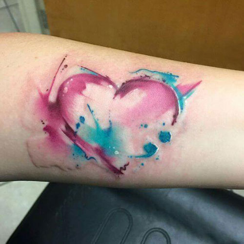 Tatouages ​​de point-virgule coeur aquarelle pour les femmes