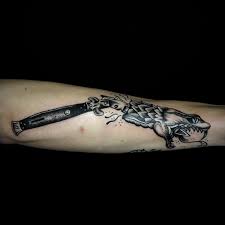 Switchblade Tattoo Signification 11