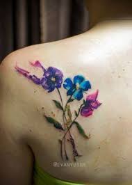 Signification de tatouage de fleur violette 3