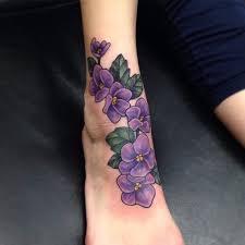 Signification de tatouage de fleur violette 4