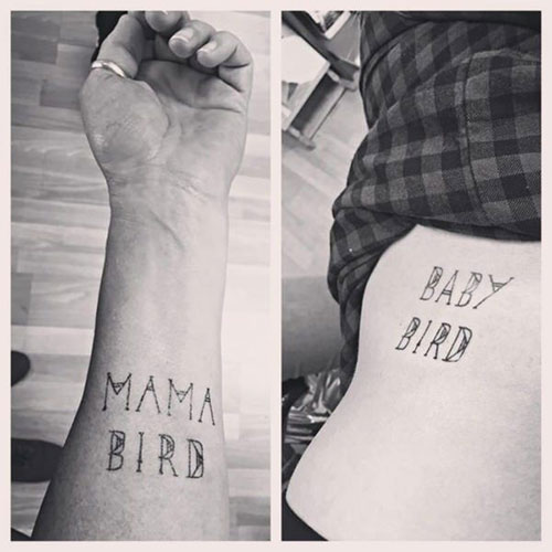Tatouage maman oiseau bébé oiseau