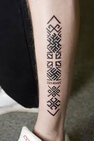 Signification du tatouage carré 13