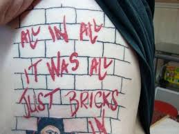 Signification de tatouage de mur de brique 39