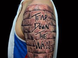 Signification de tatouage de mur de brique 45