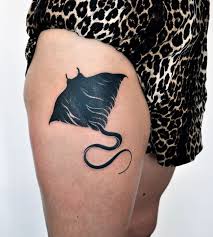 Signification de tatouage de raie manta 8