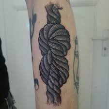 Signification de tatouage de corde 16
