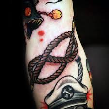 Signification de tatouage de corde 24