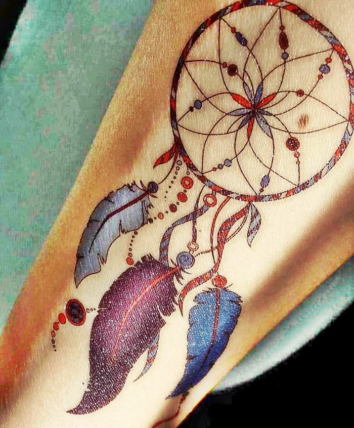 tatouage-attrape-rêves-coloré-21