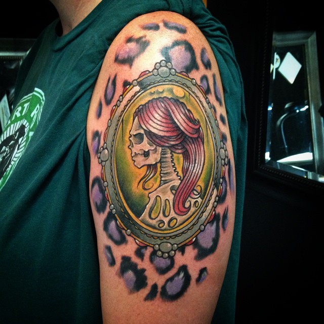 Tatouages d'impression guépard