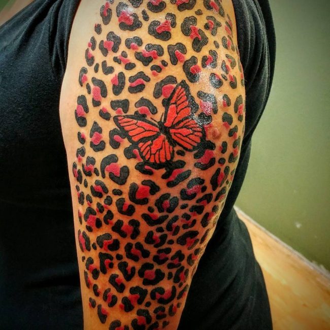 Tatouage imprimé guépard