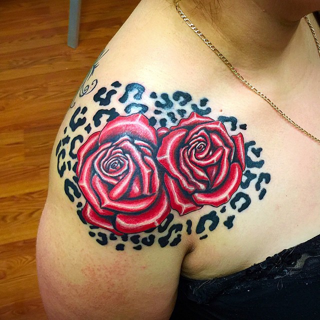 Tatouages d'impression guépard