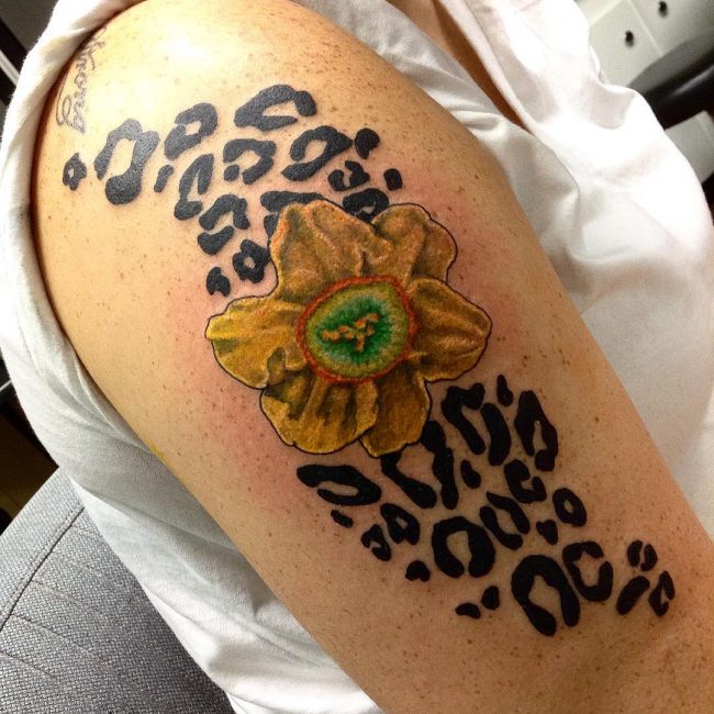 Tatouage imprimé guépard