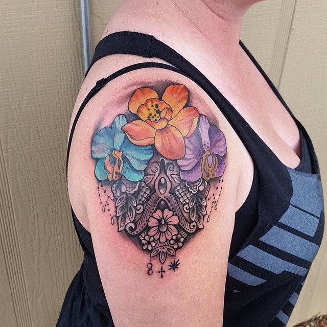 tatouage de dentelle