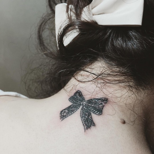 tatouage de dentelle