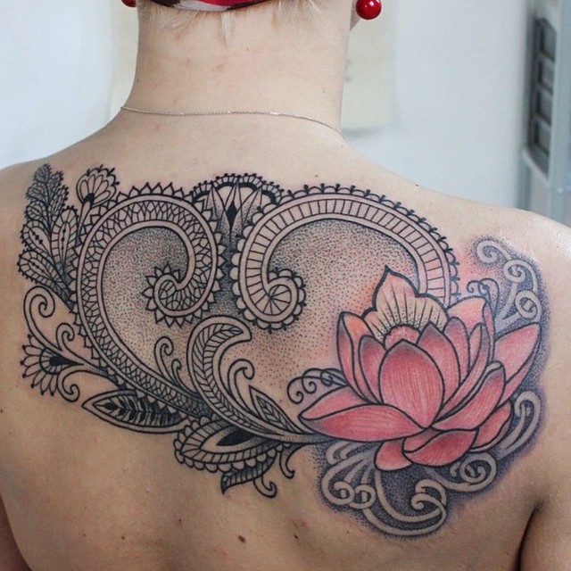 tatouage de dentelle
