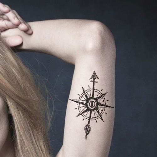 Tatouage rose et boussole (19)