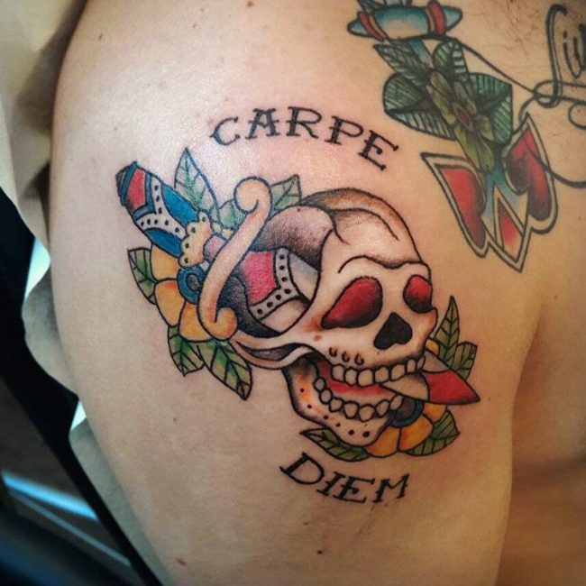 tatouage de carpe diem