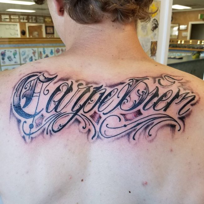 tatouage de carpe diem