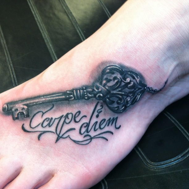 tatouage de carpe diem