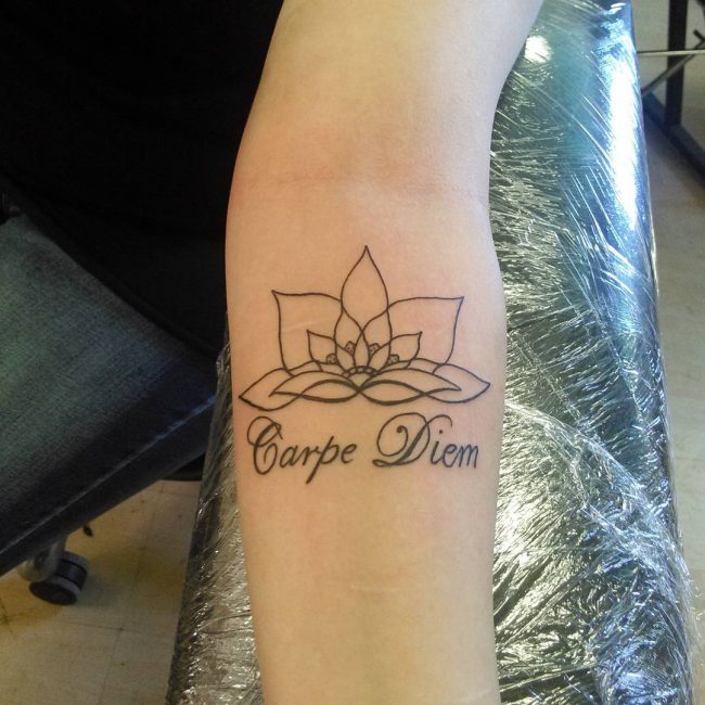 tatouage de carpe diem