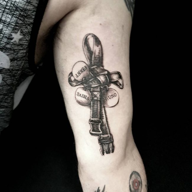 tatouages de biceps