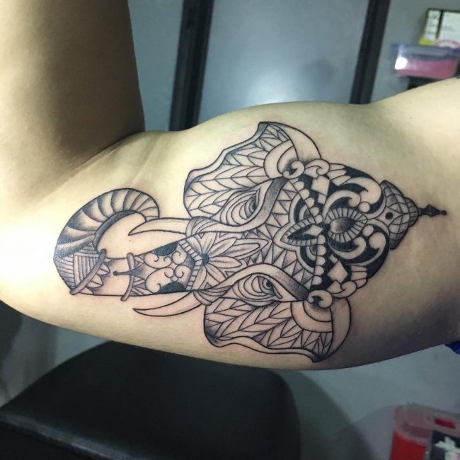 tatouages de biceps