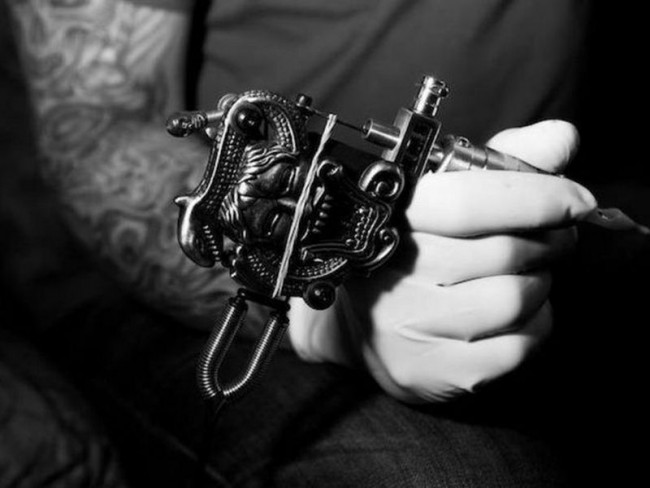 pistolet de tatouage