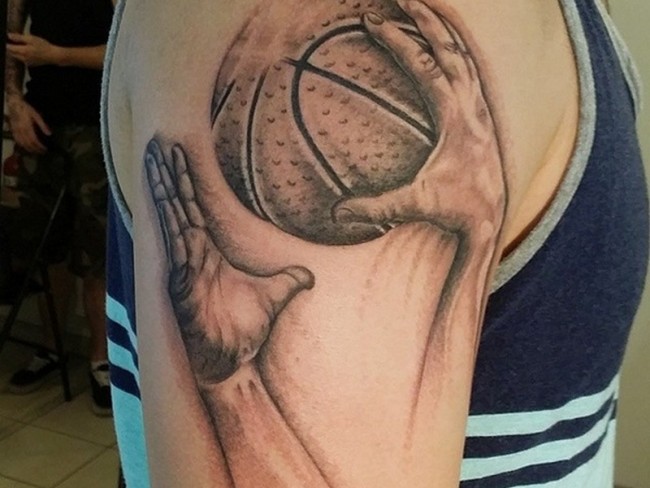 tatouage de basket-ball