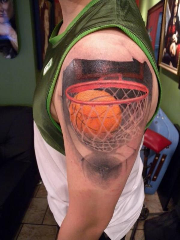 tatouage de basket-ball