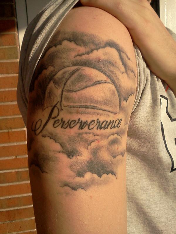 tatouage de basket-ball