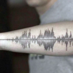 tatouage d'onde sonore