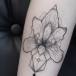 tatouage d'orchidée